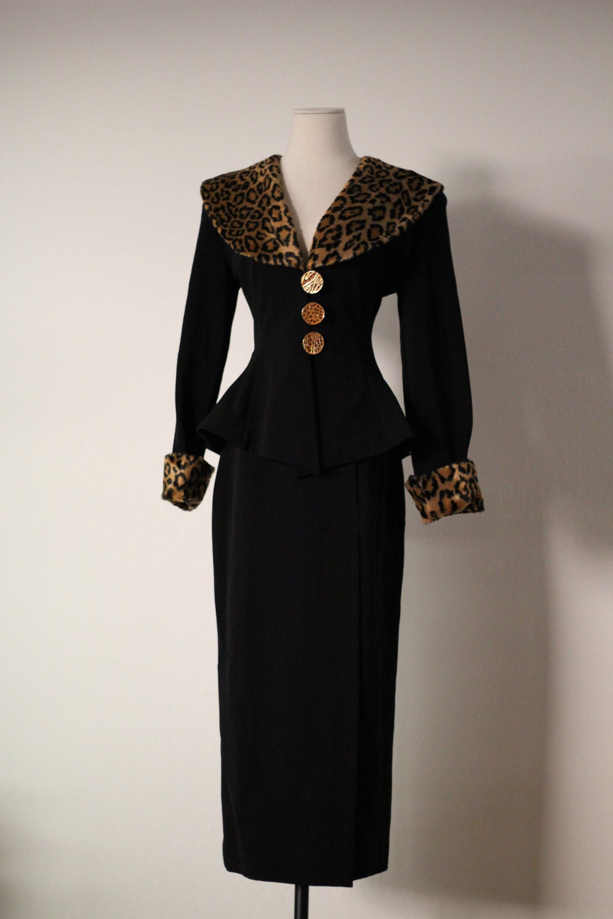 Lillie Rubin Sabrina Carpenter / The Nanny Fran Fine Leopard Suit Set
