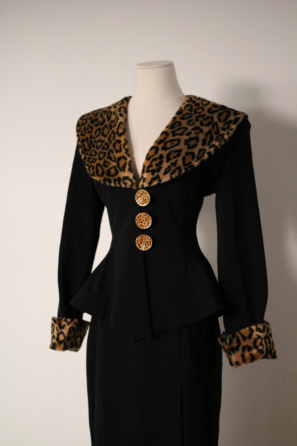 Lillie Rubin Sabrina Carpenter / The Nanny Fran Fine Leopard Suit Set