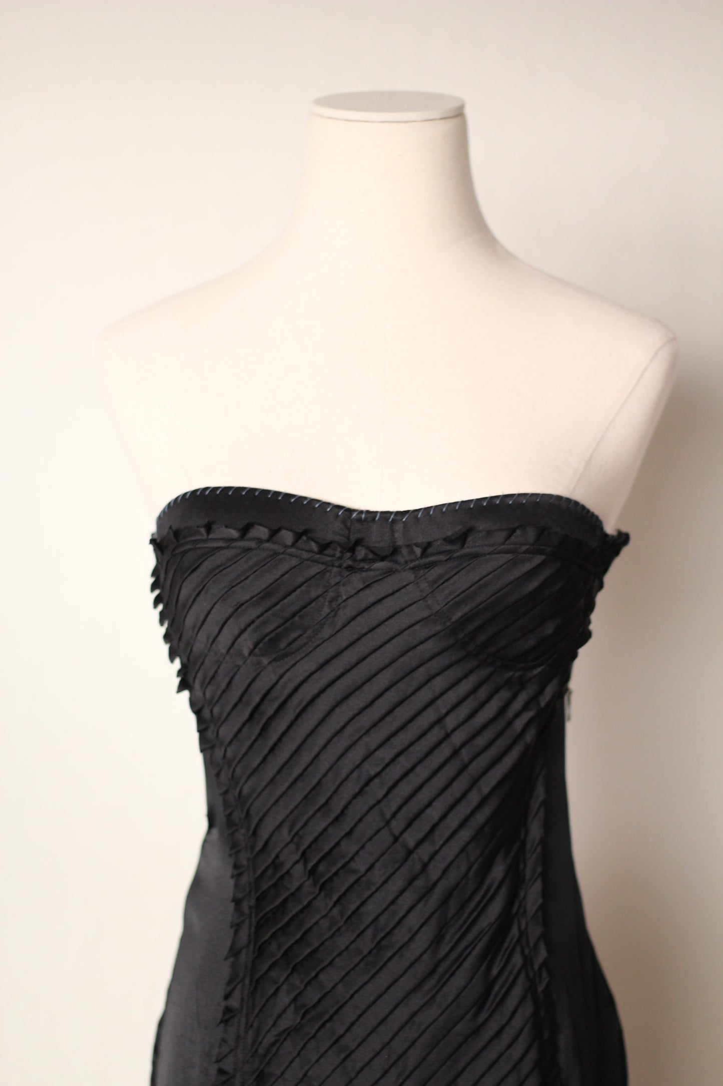 Gucci by Tom Ford Spring Summer 2004 Silk Dress